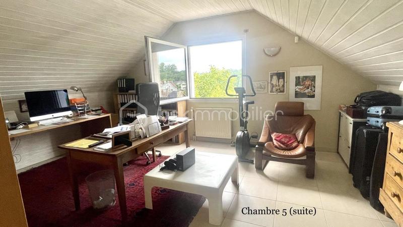 Maison - 150 m² - 7 pièces