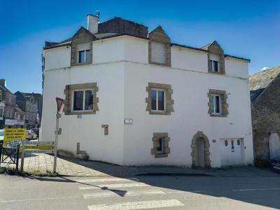 Maison de bourg - 117 m² - 4 pièces