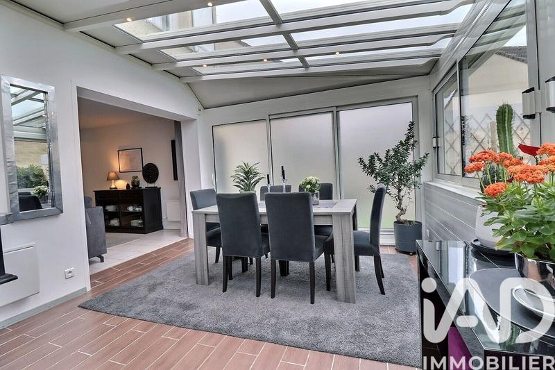 Maison - 101 m² - 6 pièces