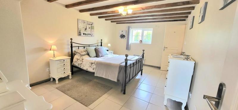 Demeure - 360 m² - 12 pièces