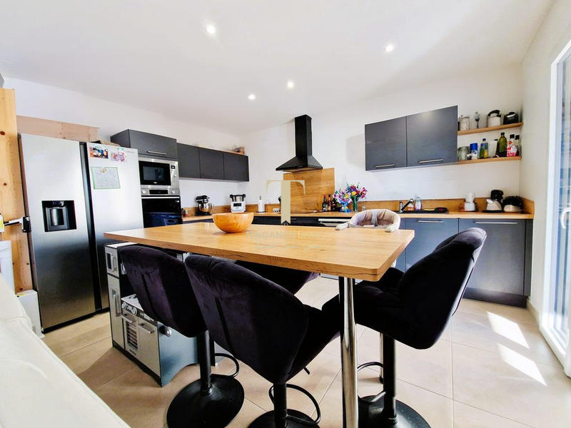 Maison contemporaine - 89 m² - 5 pièces