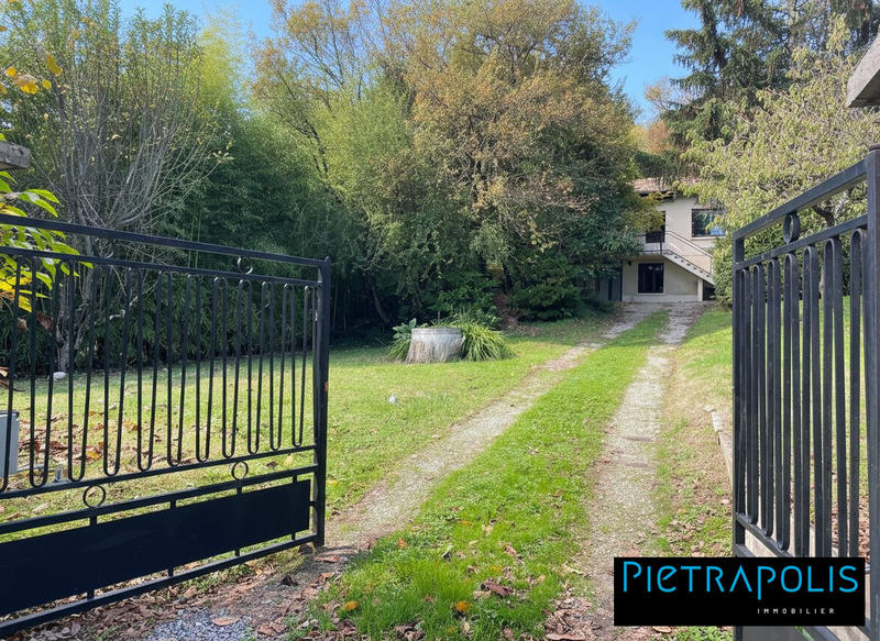 Maison ancienne - 196 m² - 8 pièces