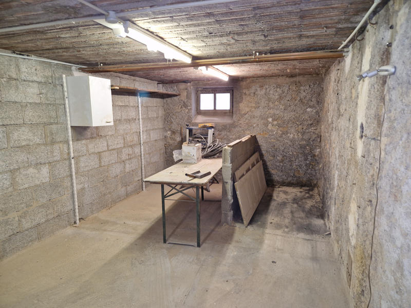 Maison - 224 m² - 7 pièces