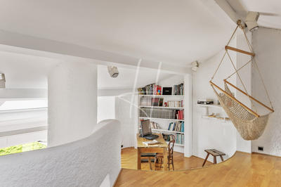 Villa - 250 m² - 9 pièces