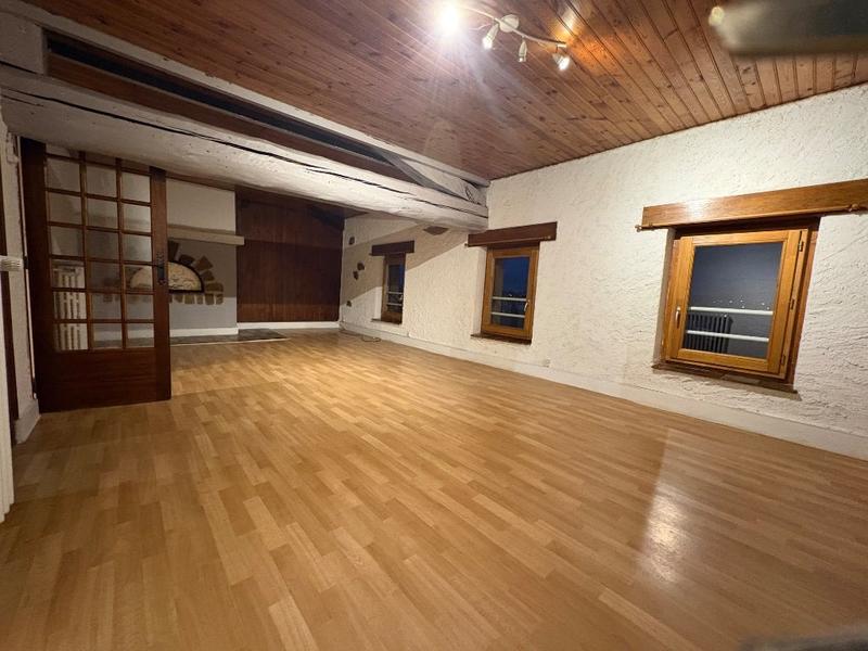 Immeuble - 198 m² - 8 pièces