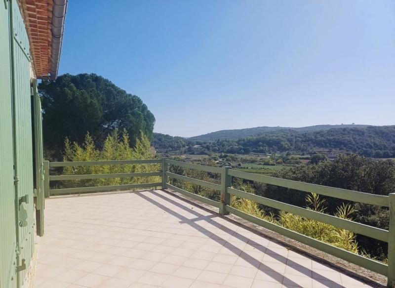 Propriété - 298 m² - 12 pièces