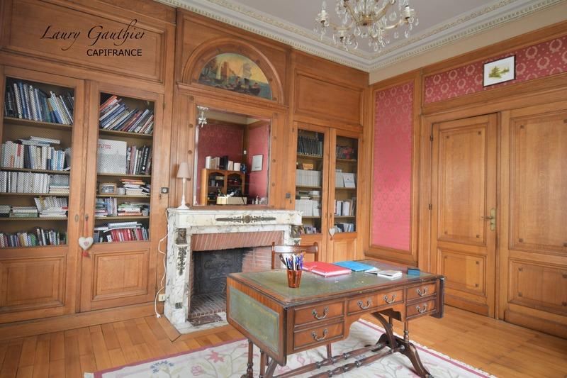 Maison bourgeoise - 435 m² - 15 pièces