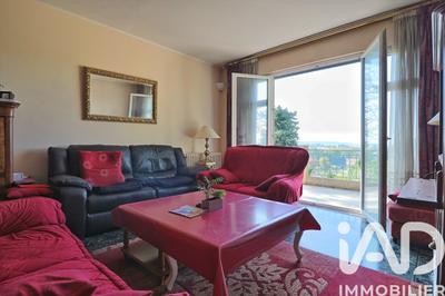 Maison - 231 m² - 5 pièces