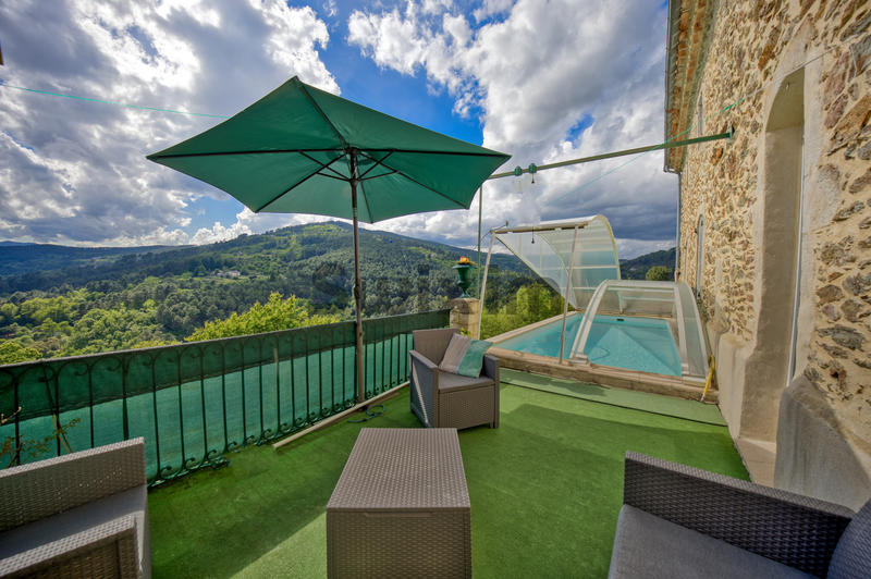 Mas - 132 m² - 7 pièces