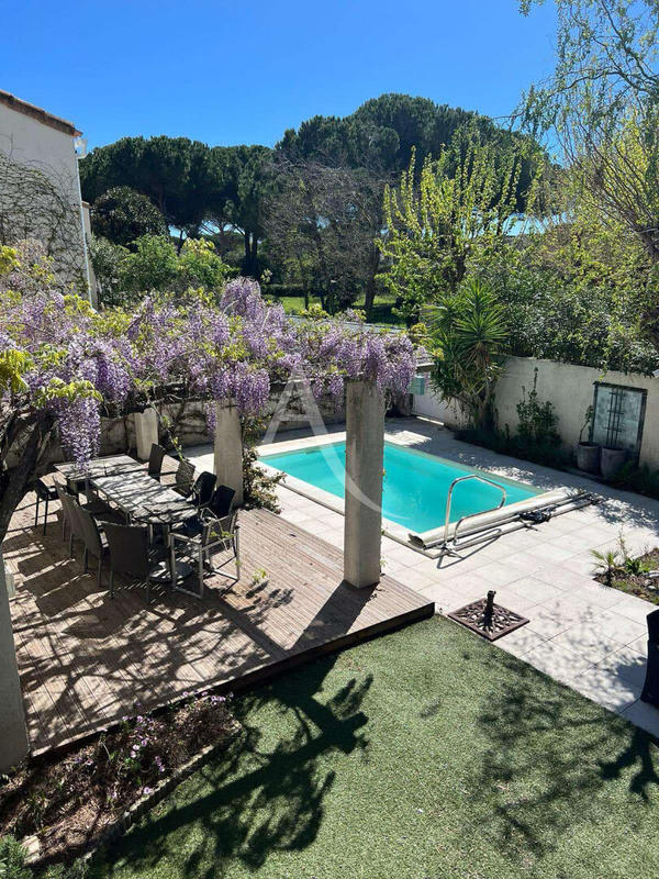 Maison - 110 m² - 4 pièces