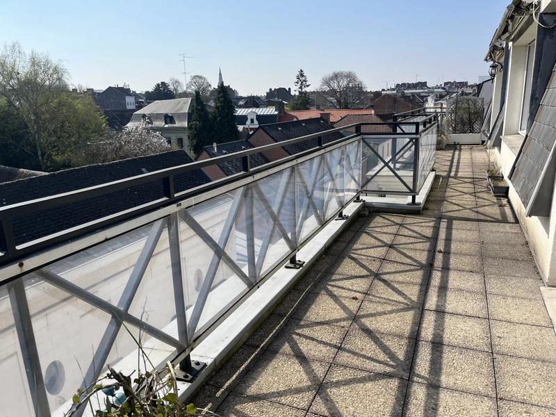 Appartement - 120 m² - 5 pièces