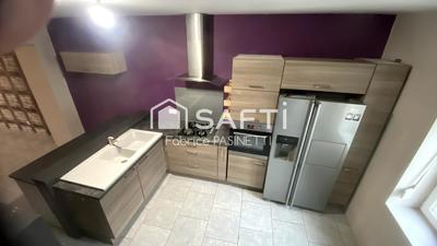 Maison - 180 m² - 5 pièces