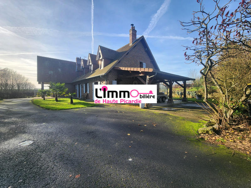 Maison - 265 m² - 8 pièces