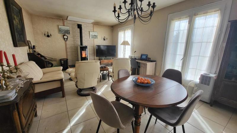 Maison - 107 m² - 4 pièces