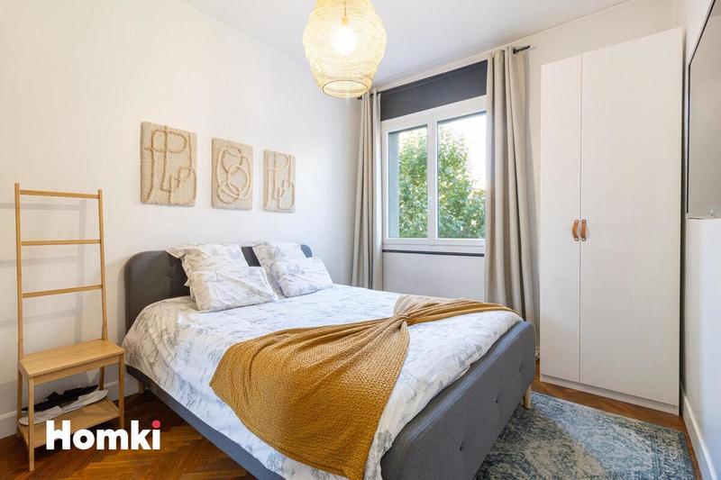 Appartement - 80 m² - 3 pièces