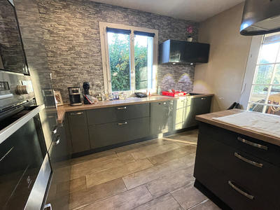 Maison - 111 m² - 4 pièces