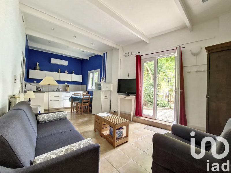 Maison - 215 m² - 8 pièces