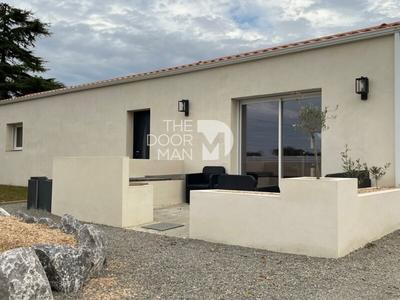 Maison - 100 m² - 3 pièces