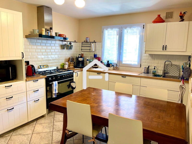 Maison - 158 m² - 7 pièces