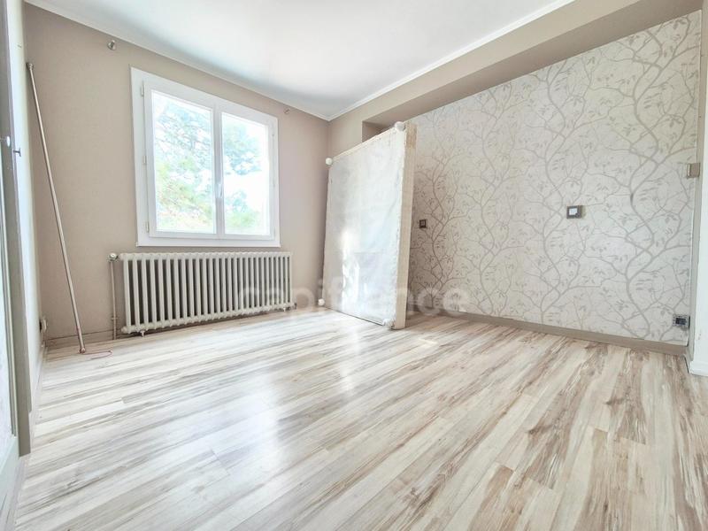 Maison - 170 m² - 5 pièces