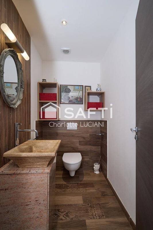 Maison - 104 m² - 4 pièces