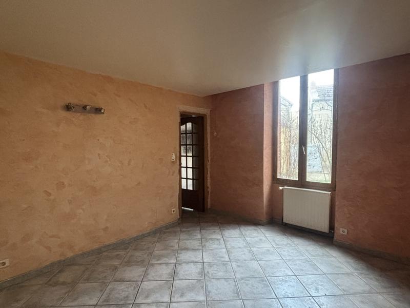 Maison - 102 m² - 4 pièces