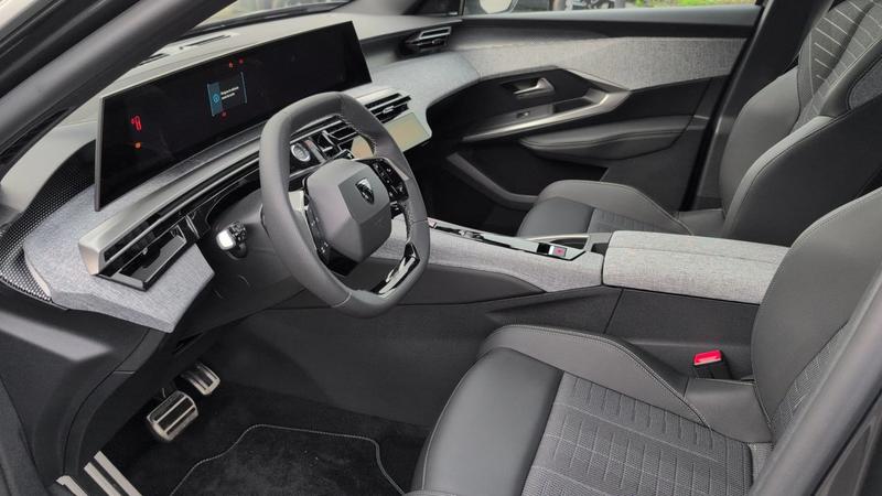 Peugeot 3008 II 145 e-Dcs6 Gt