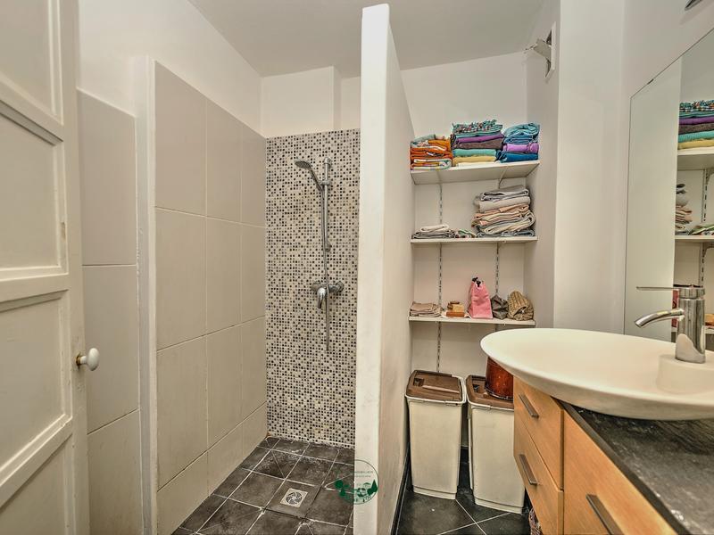 Appartement - 94 m² - 4 pièces