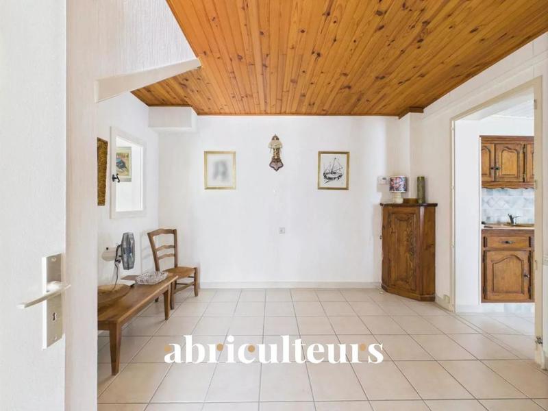 Maison - 94 m² - 5 pièces