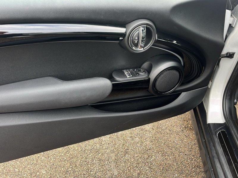 Mini 3 portes Hatch F56 Lci II Cooper 136 ch Dkg7 Edition Camden