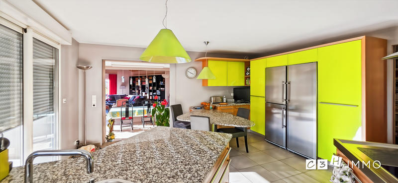 Villa - 234 m² - 7 pièces