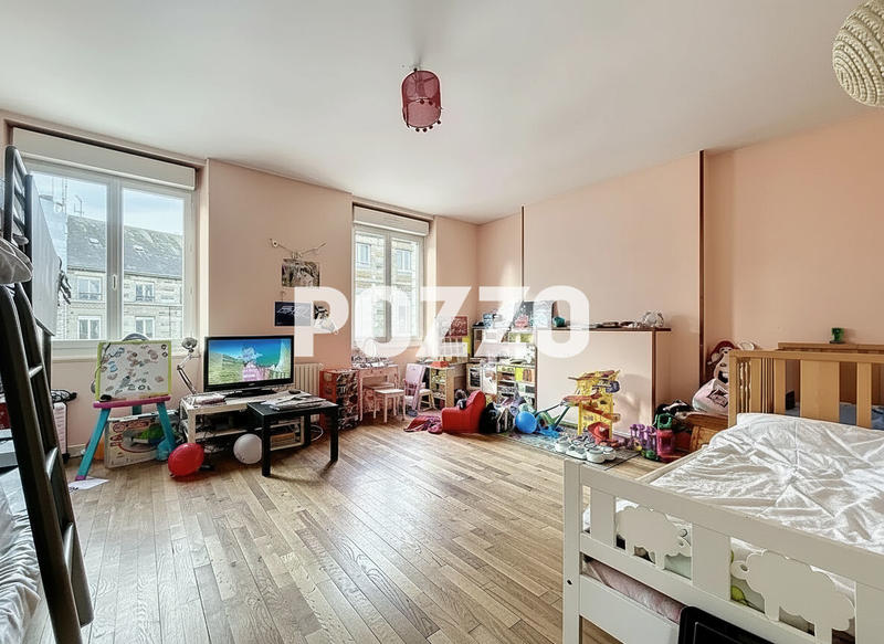 Appartement - 102 m² - 5 pièces