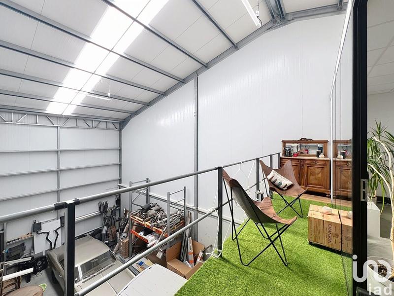 Local commercial - 192 m²