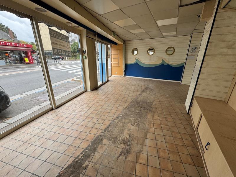 Local commercial - 113 m²