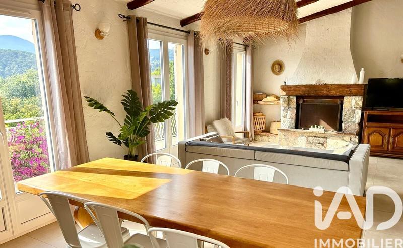 Maison - 360 m² - 12 pièces