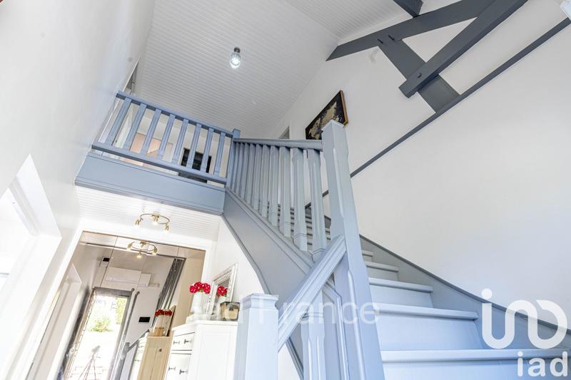 Maison - 140 m² - 6 pièces