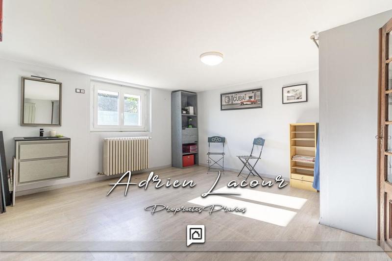 Maison - 98 m² - 6 pièces