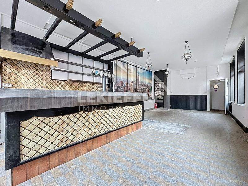 Immeuble - 138 m² - 6 pièces