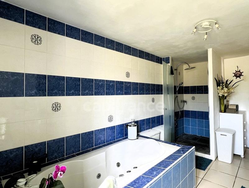 Maison - 137 m² - 4 pièces