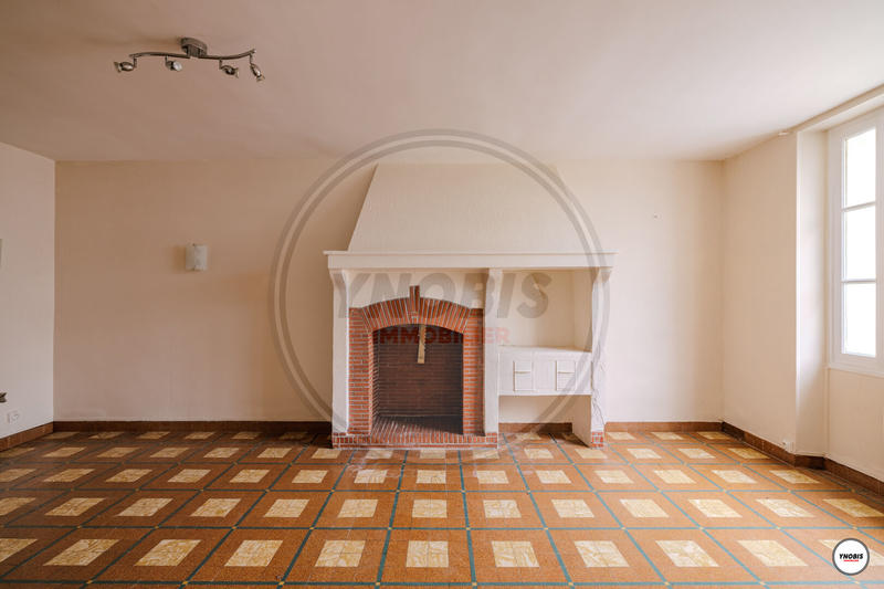 Maison - 180 m² - 6 pièces