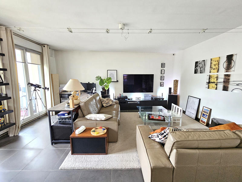 Appartement - 90 m² - 4 pièces