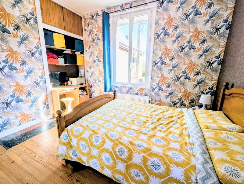 Maison - 94 m² - 5 pièces