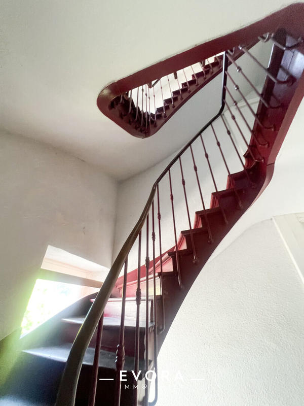 Immeuble - 307 m² - 10 pièces