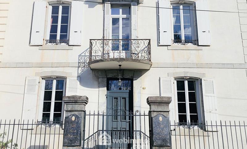 Maison de maîtres - 340 m² - 14 pièces