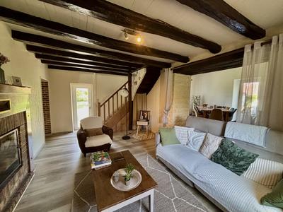 Maison - 105 m² - 4 pièces