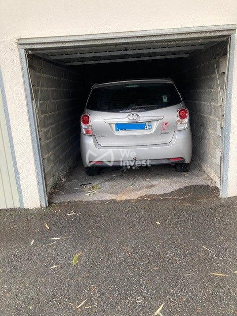 Parking / Garage - 13 m²