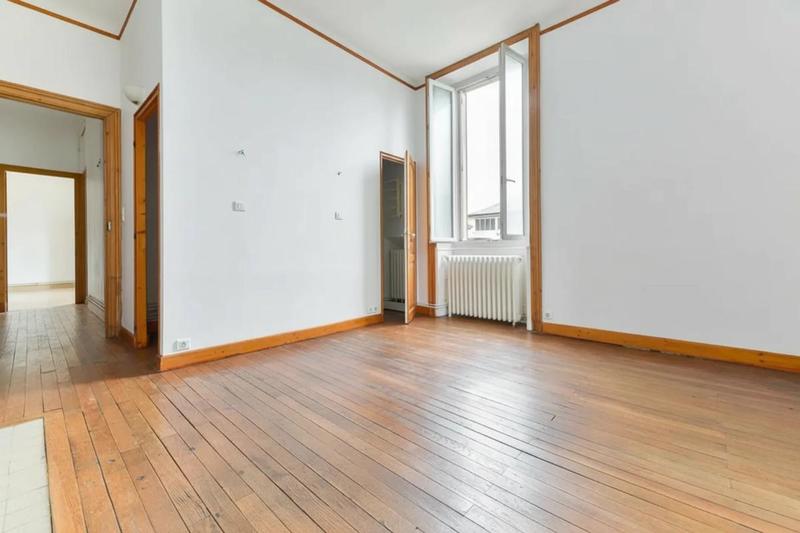 Appartement - 103 m² - 5 pièces