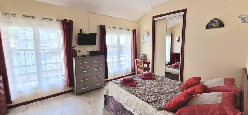 Local commercial - 451 m² - 22 pièces