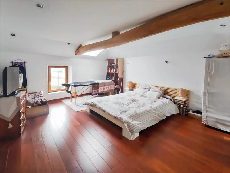 Maison - 185 m² - 6 pièces