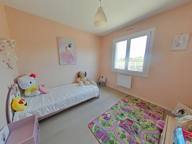 Maison traditionnelle - 90 m² - 4 pièces